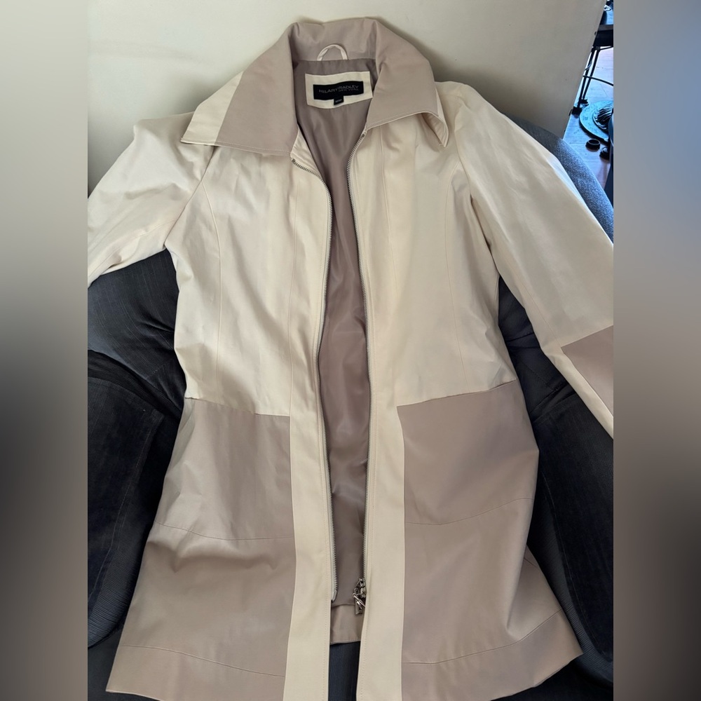 Hilary Radley Cream and Tan Trench Coat - no tags but never worn! Women’s medium - Picture 1 of 4